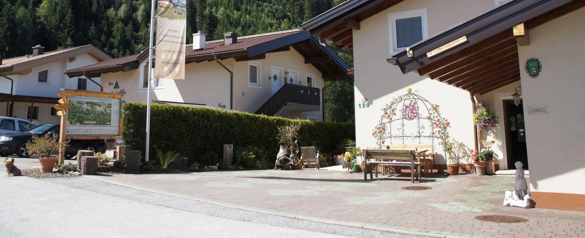 Das Taubenhaus Hollersbach im Pinzgau Exterior foto